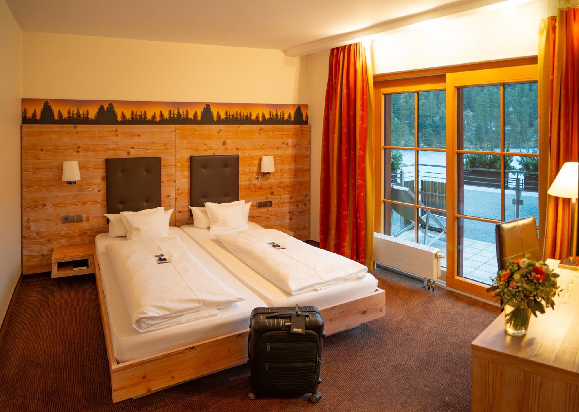 Berghotel Mummelsee ซีบาค ภายนอก รูปภาพ